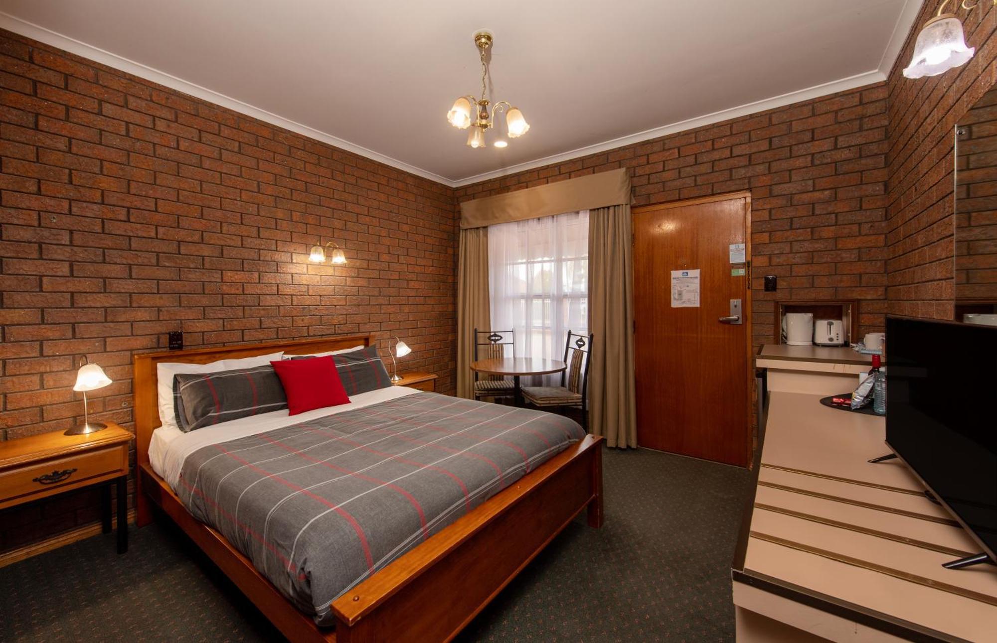 Breakfree Port Pirie Motel Room photo