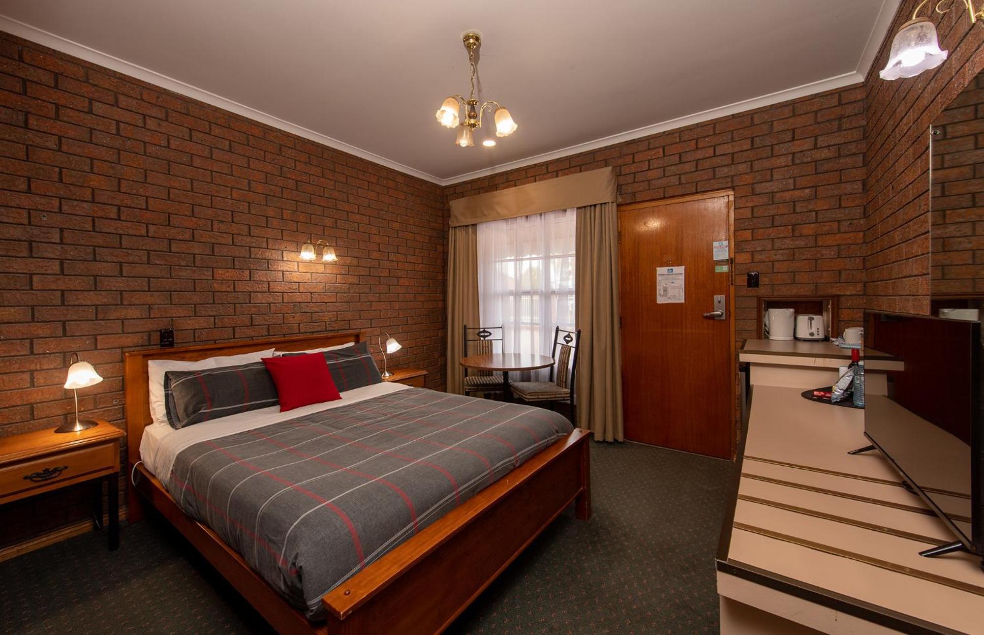 Breakfree Port Pirie Motel Room photo
